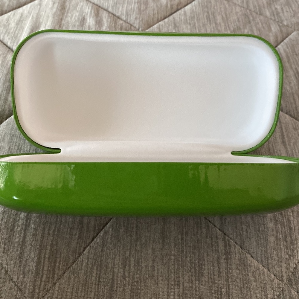 Kate Spade ♠️ green sun or eye glasses holder. New. - Picture 3 of 4